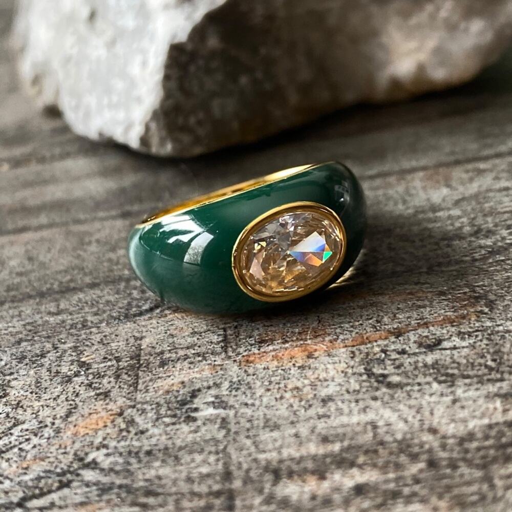 NEW Green Enamel And Rhinestone Cocktail Ring - Picture 3 of 12